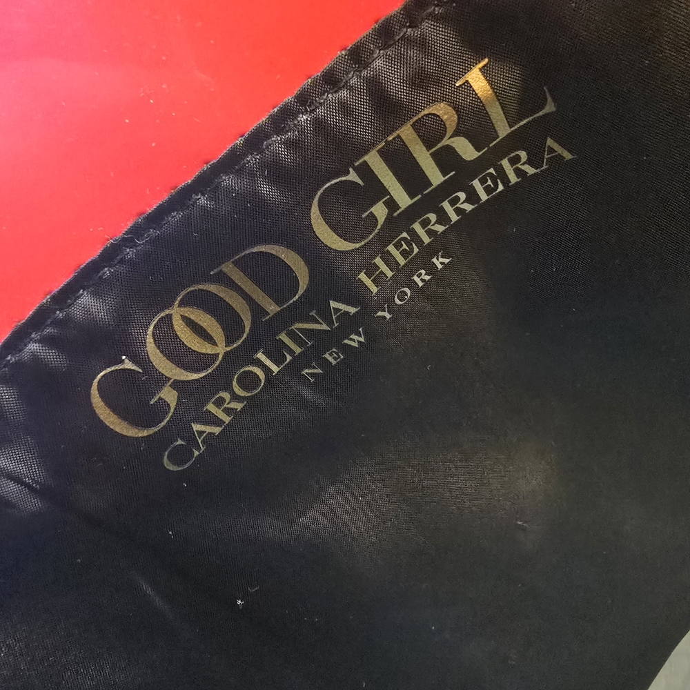 Carolina Herrera Glossy Red Tote Bag - Picture 11 of 14